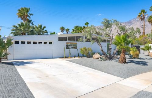 1083 Padua Way, Palm Springs, CA 92262-2311