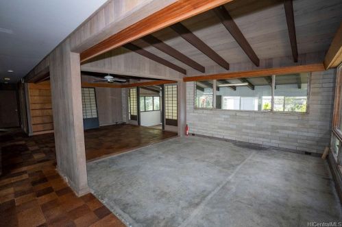 48 Akamu Pl, Honolulu HI  96817-1422 exterior