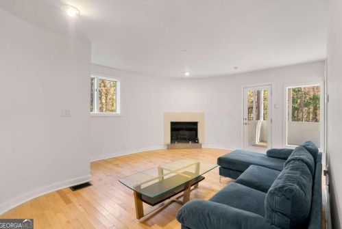 581 Harold Ave, Atlanta GA  30307-1743 exterior