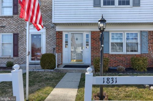 1831 Carlton Dr, Lebanon, PA 17042-5765