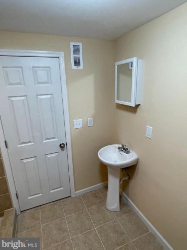 5732 16th St, Philadelphia PA  19141-1702 exterior