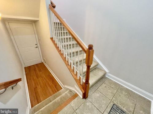 15140 Kentshire Dr, Woodbridge, VA 22191-4063