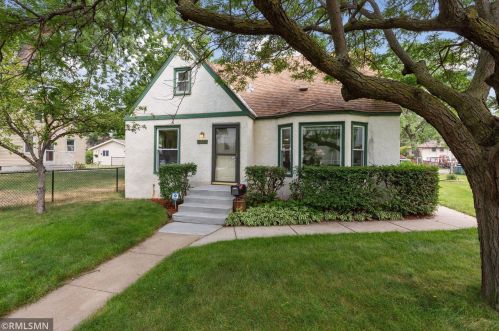 5315 4th St, Minneapolis, MN 55430-3226