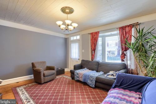 325 Ross St, Lancaster PA  17602-1941 exterior