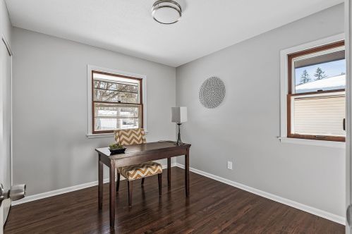 2700 2 St, Saint Paul MN  55109-1502 exterior