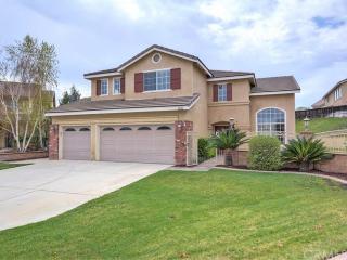 8973 Oakridge Ct, Riverside, CA 92508-3095