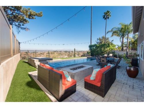 6797 Swarthmore Dr, Anaheim, CA 92807-5040