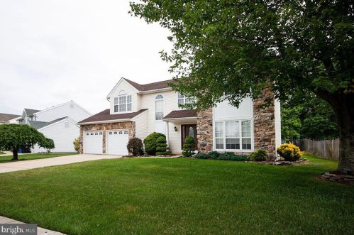 19 Chevy Chase Rd, Erial, NJ 08081-4328