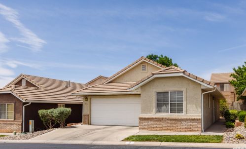 2930 450, Saint George, UT 84790-6445