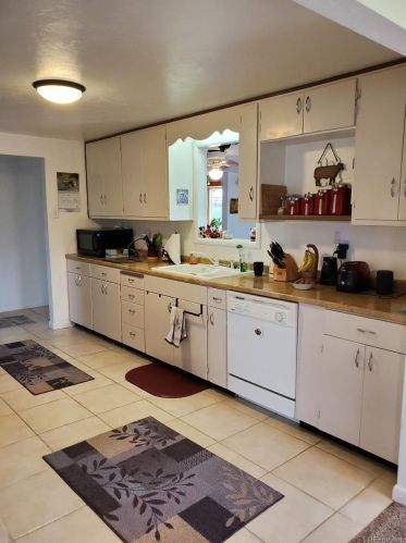 3281 Crawford Dr, Canon City CO  81212-9372 exterior