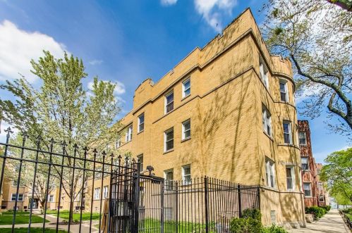 1332 Estes Ave, Chicago, IL 60626-5375
