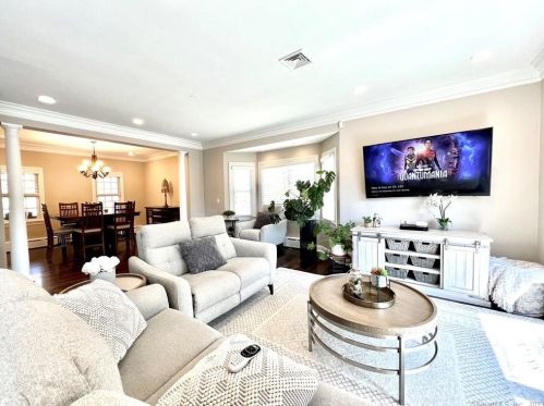 171 Village Rd, Upper Stepney CT  06468-1934 exterior