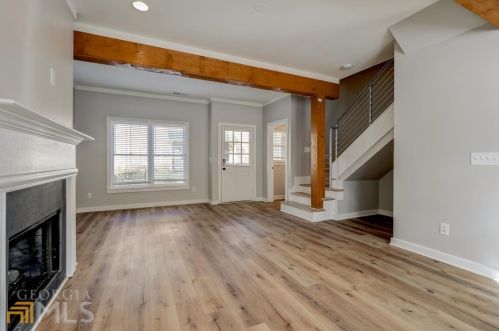 1516 Howell Mill Rd, Atlanta GA  30318-3165 exterior