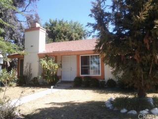 1066 Moffatt St, Rialto, CA 92377-4232