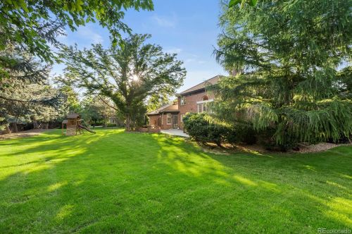 49 Cherry Hl Farm Dr, Englewood CO 80113-7169 exterior