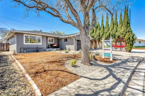 387 Smithwood St, Milpitas CA  95035-4126 exterior