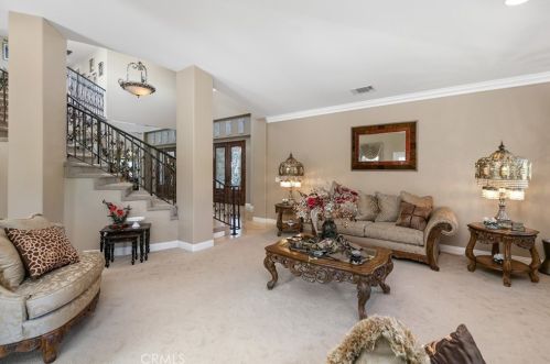 18003 Green Orchard Pl, Riverside CA  92508-8743 exterior