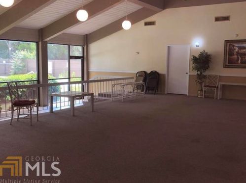 106 Stoneridge Dr, Warner Robins GA  31088-8203 exterior