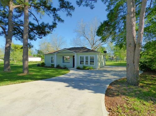 2702 Calvin Rd, Richmond TX  77469-8847 exterior