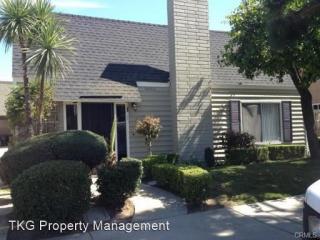 16662 Algonquin St, Huntington Beach CA  92649-3212 exterior