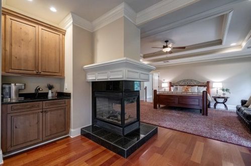 2459 Ellijay Dr, Atlanta GA  30319-3439 exterior