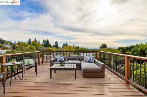 926 Shattuck Ave, Berkeley, CA 94707-2401
