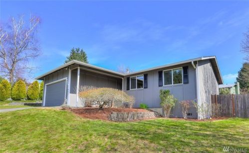 10904 158th Ct, Redmond, WA 98052-2655