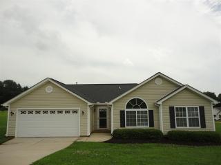 9 Cotton Hill Ln, Greer SC  29651-5092 exterior