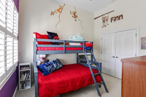 2556 Brookline Cir, Atlanta GA  30319-3693 exterior