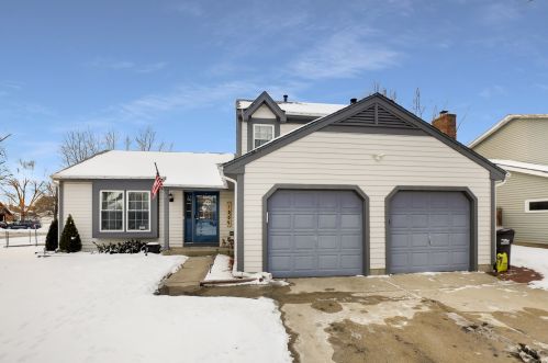1006 Wesley Dr, Bull Valley, IL 60014-8839