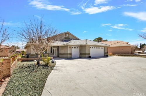 27869 Jasmine Ln, Helendale, CA 92342-7800