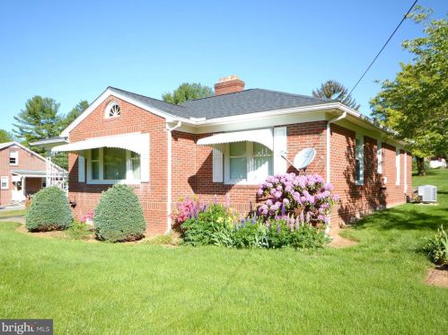 209 Broad St, Middletown, MD 21769-7904