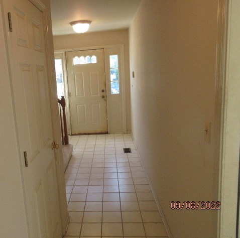 213 Potter St, Wood Dale, IL 60191-2027