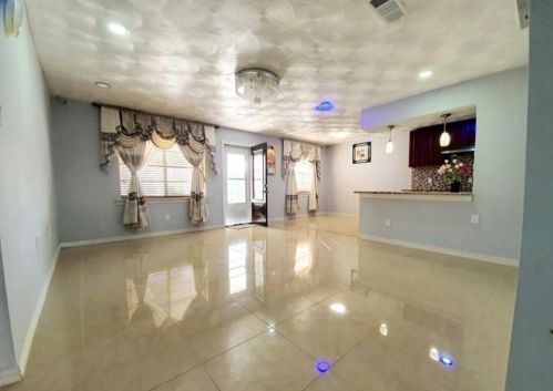 3216 Hillsdale Ln, Garland TX  75042-5538 exterior