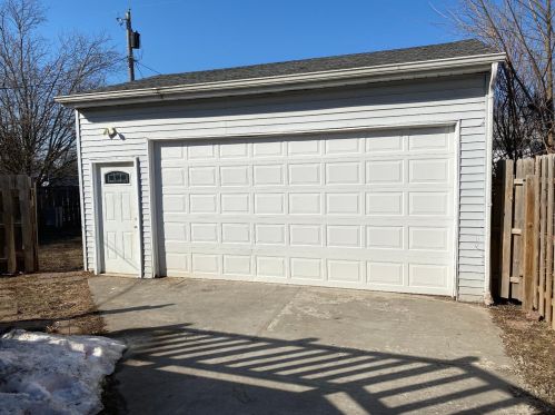 1040 51st Pl, Gary IN 46409-2931 exterior