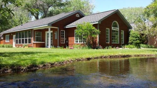 379 Mount Tom Rd, Bishop, CA 93514-2121