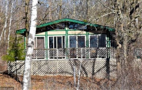 4717 Red Pine Dr, Hackensack, MN 56452-2384
