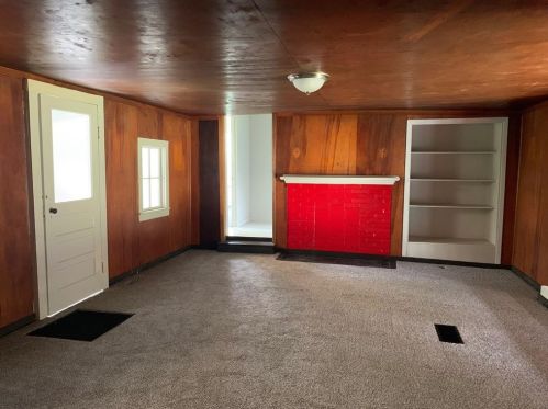 8500 Marks Ln, Fort Worth TX  76135-4806 exterior