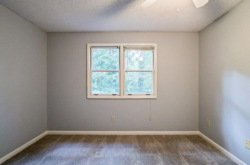 615 Edgecombe, Stockbridge GA  30281-4282 exterior