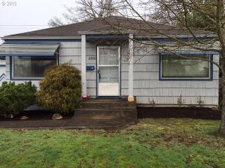 2500 E St, Springfield, OR 97477-4453