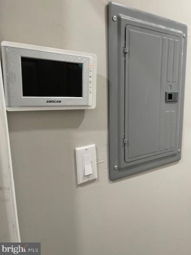 2013 63rd St, Philadelphia PA  19151-2609 exterior