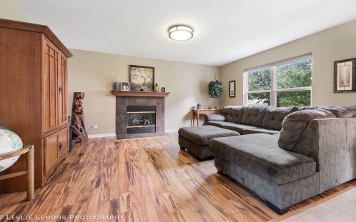 128 Reston Ct, Sycamore IL  60178-3000 exterior