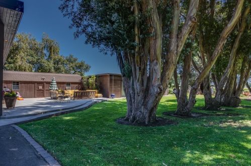 2724 Michigan Ave, Modesto, CA 95358-9457