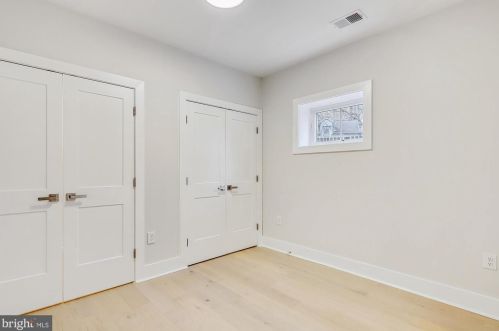 106 Geneva Ave, Silver Spring MD  20910-5105 exterior