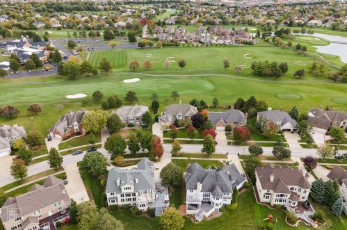 2419 Fawn Lake Cir, Naperville, IL 60564-4650