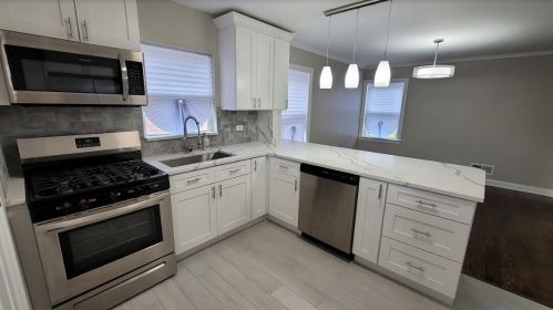 10526 Normal Ave, Chicago IL  60628-2430 exterior