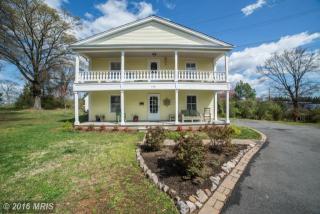 136 Pearl St, Herndon, VA 20170-5167