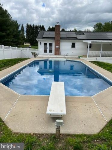 2102 Belgian Ct, Fallston MD  21047-1644 exterior