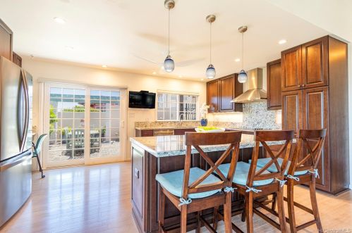 5307 Poola St, Honolulu HI  96821-1536 exterior