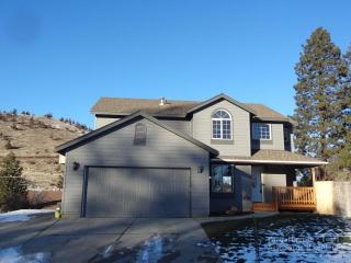 442 Alpenview Ln, Bend, OR 97701-5096